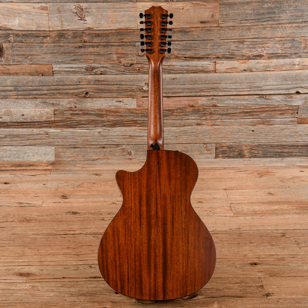Taylor G352ce Sunburst 2023 - View 5 | MusicMarket