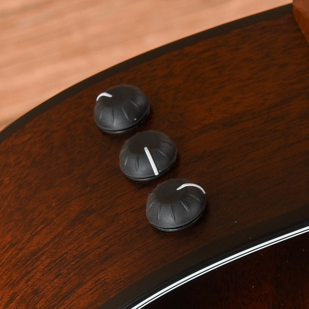 Taylor G352ce Sunburst 2023 - View 10 | MusicMarket