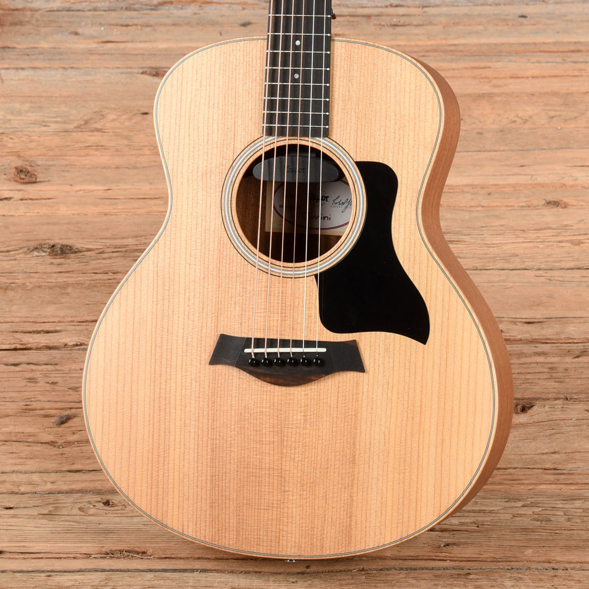 Taylor GS Mini Sapele w/ES-Go Pickup Natural 2025 - View 2 | MusicMarket