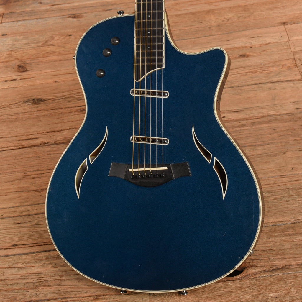 Taylor T5s Blue 2006 - View 2 | MusicMarket