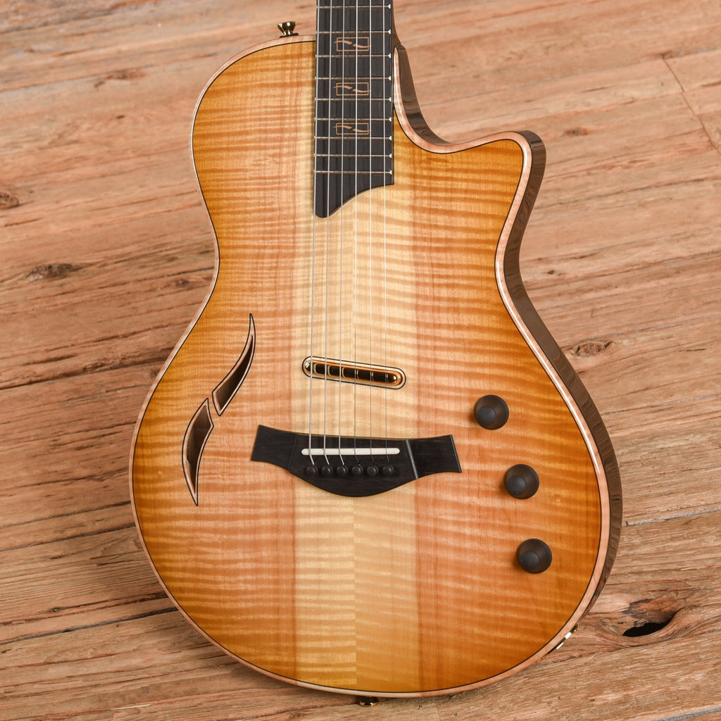 Taylor CT5z "The Catch" #27 Sunburst - View 2 | MusicMarket