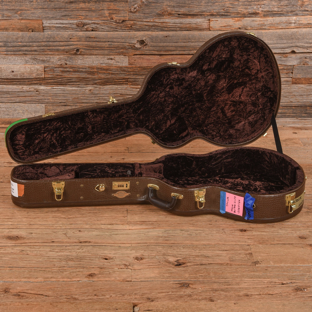 Taylor 326CE Baritone-6 LTD Sunburst 2021 - Zac Brown - View 9 | MusicMarket