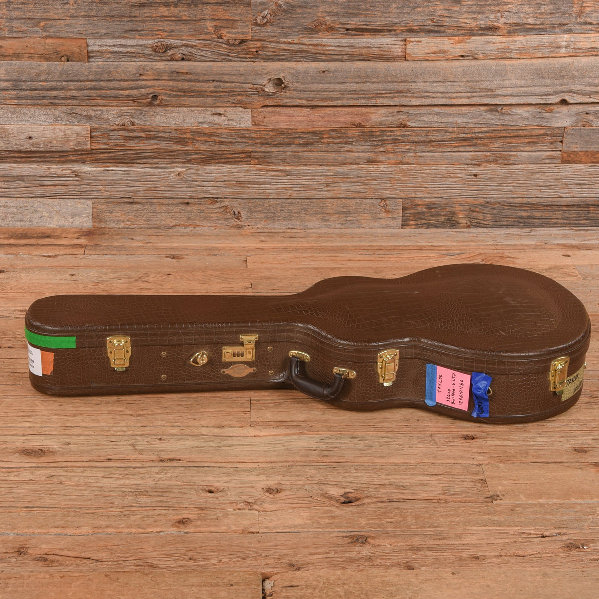 Taylor 326CE Baritone-6 LTD Sunburst 2021 - Zac Brown - View 8 | MusicMarket