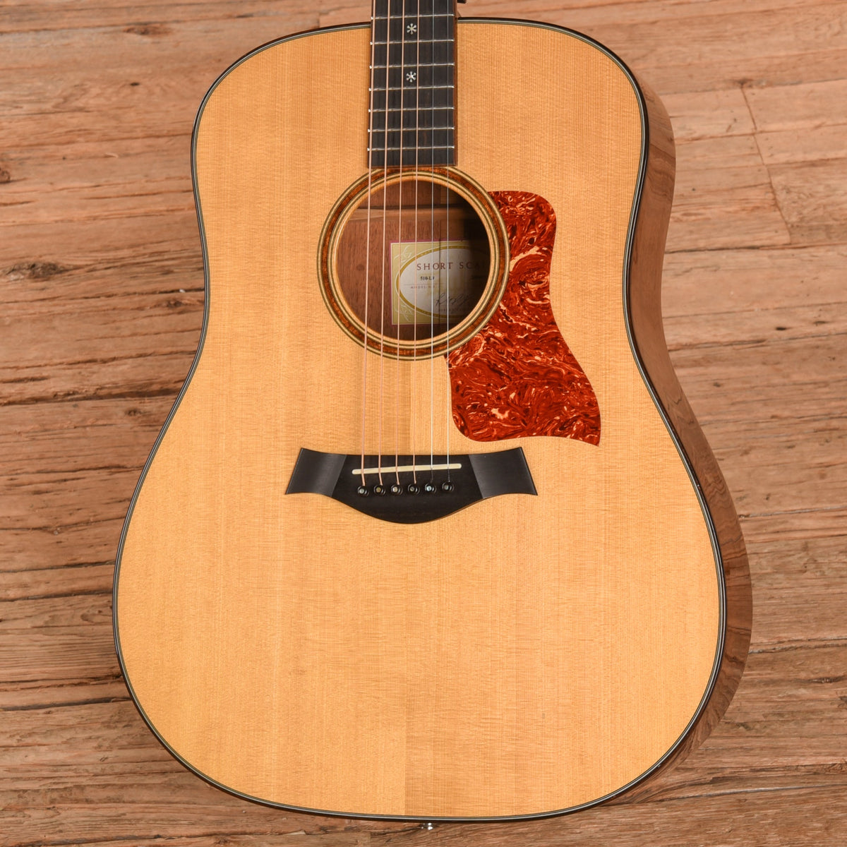 Taylor 510 L-9 Natural 2004 - View 2 | MusicMarket