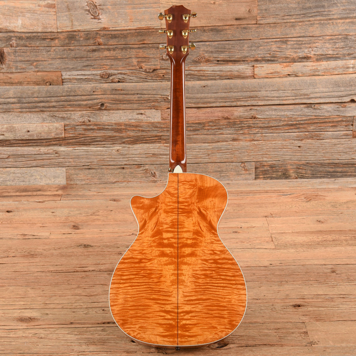 Taylor 612 Custom w/OHSC Sunburst - John Oates - View 5 | MusicMarket