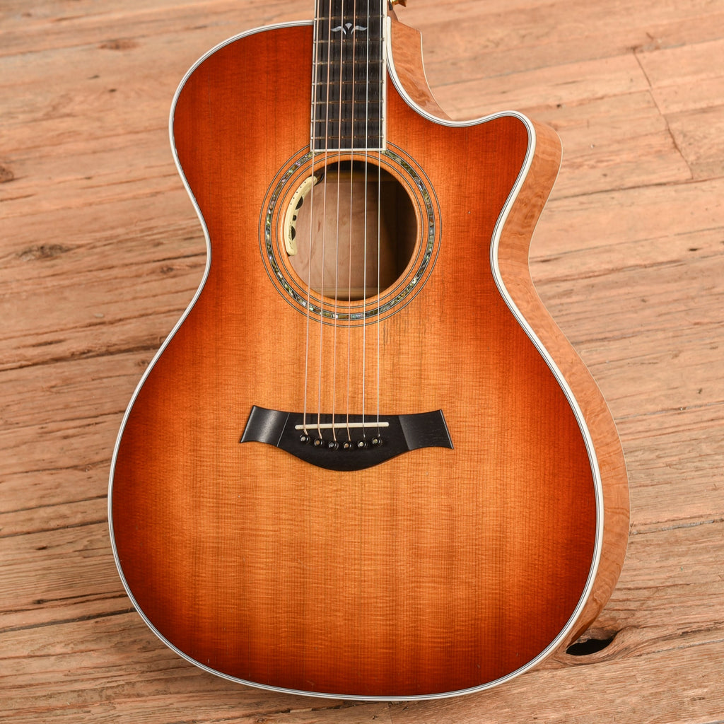 Taylor 612 Custom w/OHSC Sunburst - John Oates - View 2 | MusicMarket