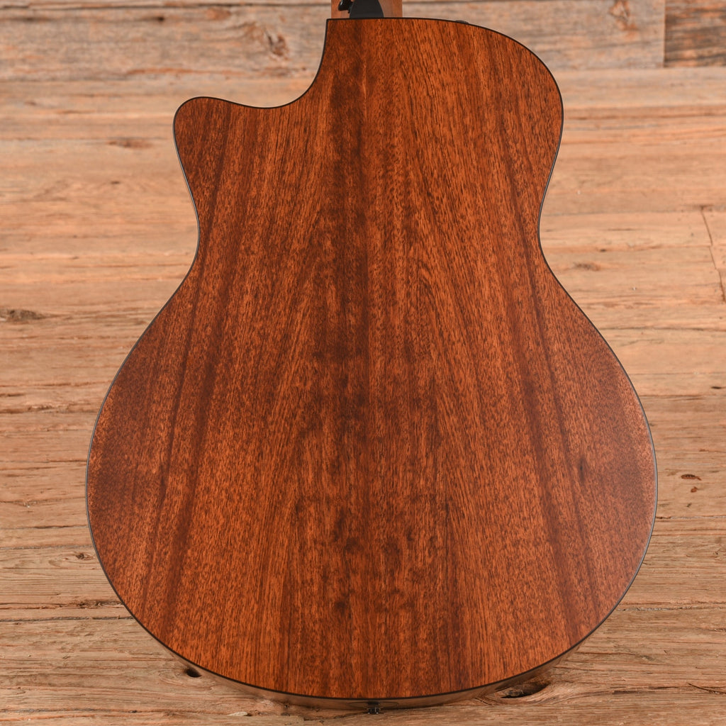 Taylor Baritone 326ce Shaded Edgeburst - Zac Brown - View 3 | MusicMarket
