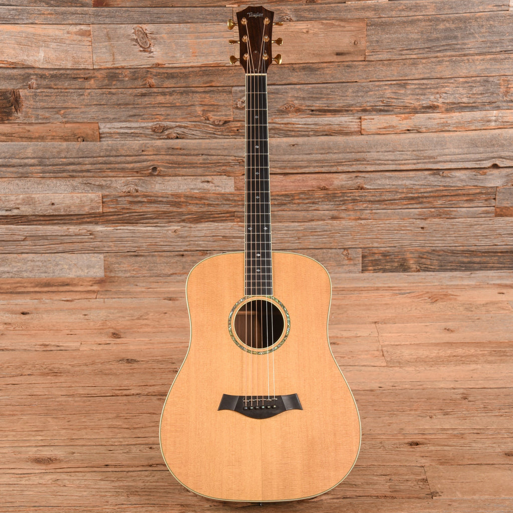 Taylor Baritone Natural - Zac Brown - View 4 | MusicMarket