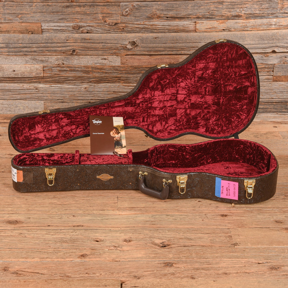 Taylor Builder's Edition 517 2018 - Zac Brown - View 9 | MusicMarket