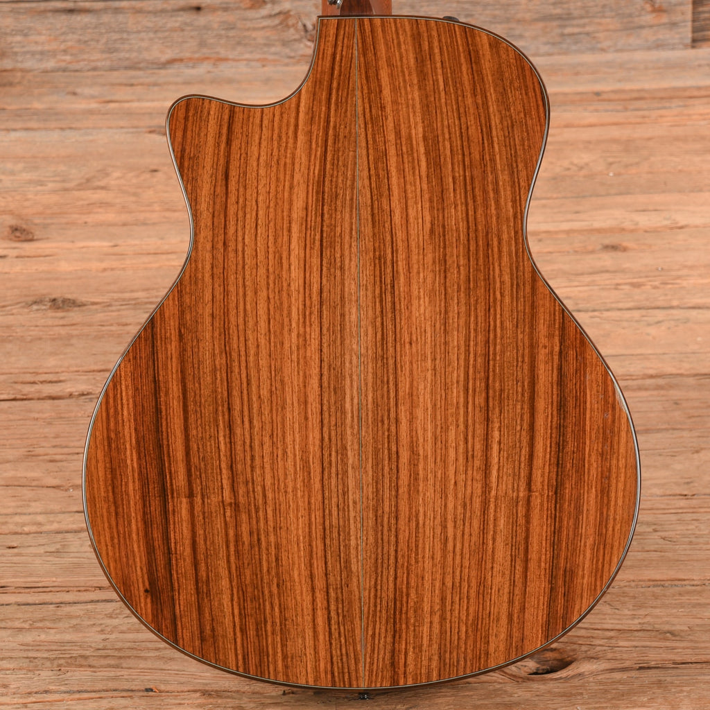 Taylor GT8 Natural 2019 - Zac Brown - View 3 | MusicMarket