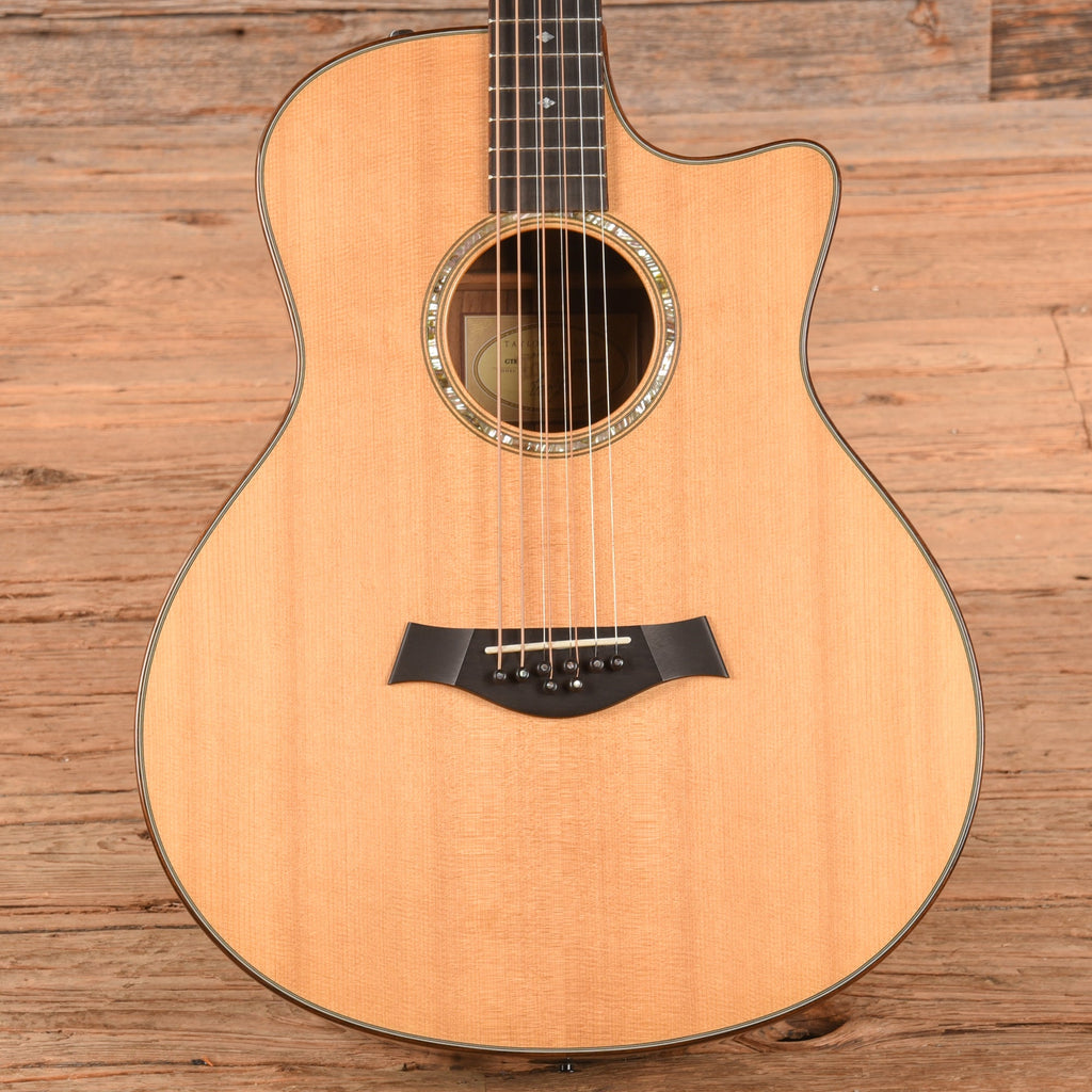 Taylor GT8 Natural 2019 - Zac Brown - MusicMarket