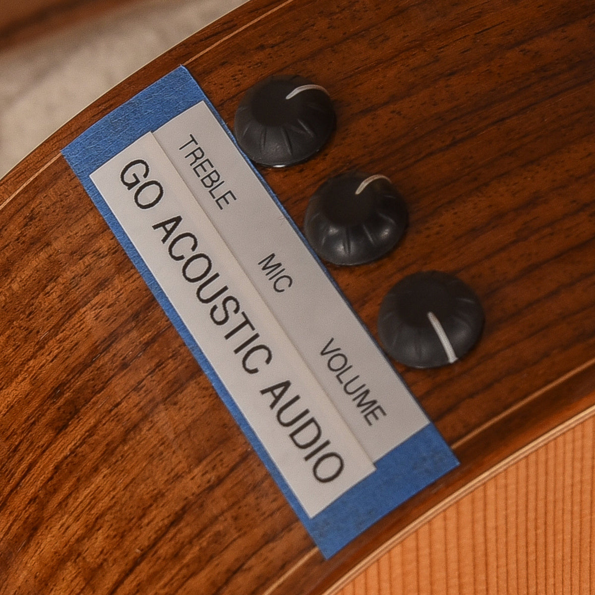 Taylor NSGA Natural 2011 - Zac Brown - View 10 | MusicMarket