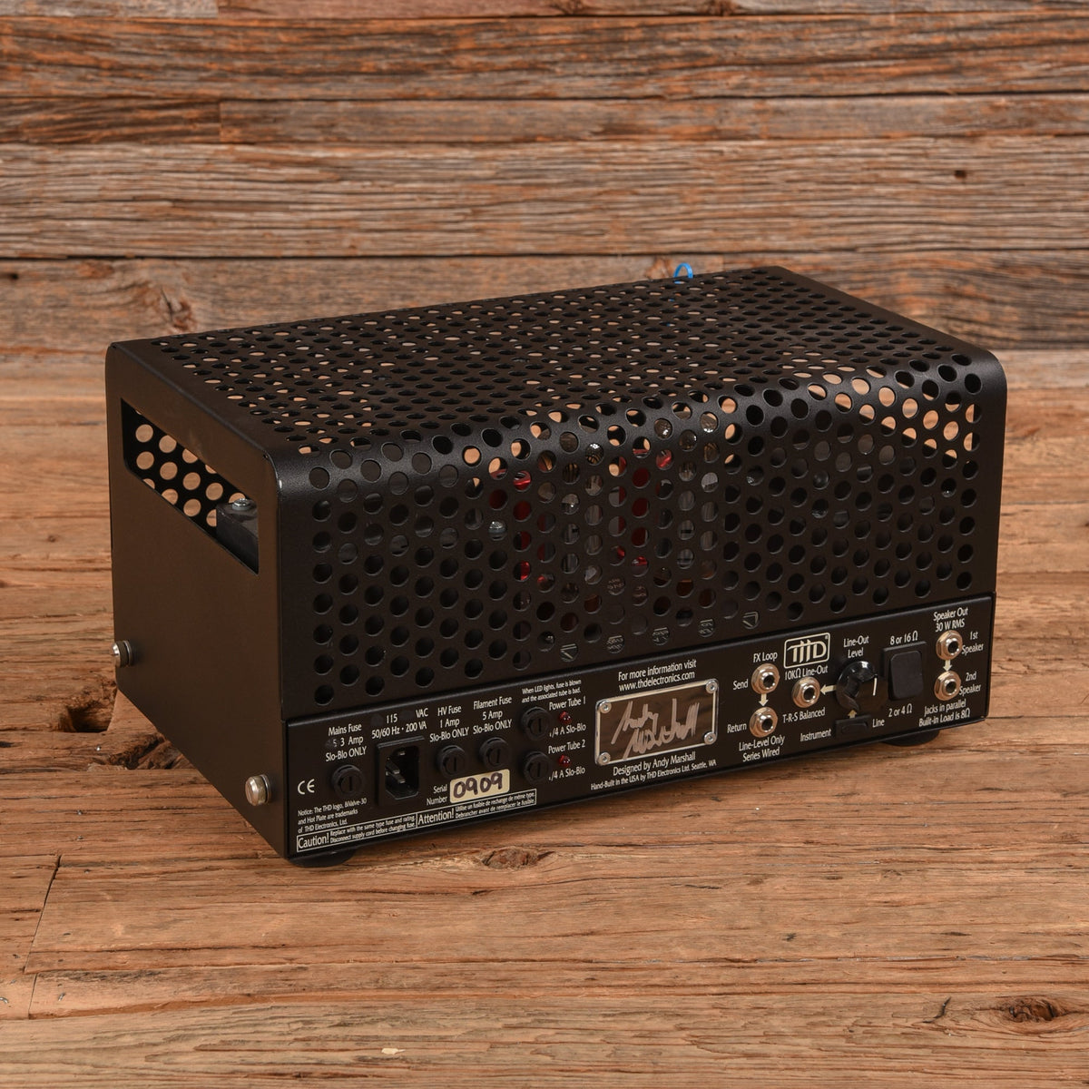 THD BiValve 30 Class-A 30-Watt Tube Guitar Head - View 2 | MusicMarket