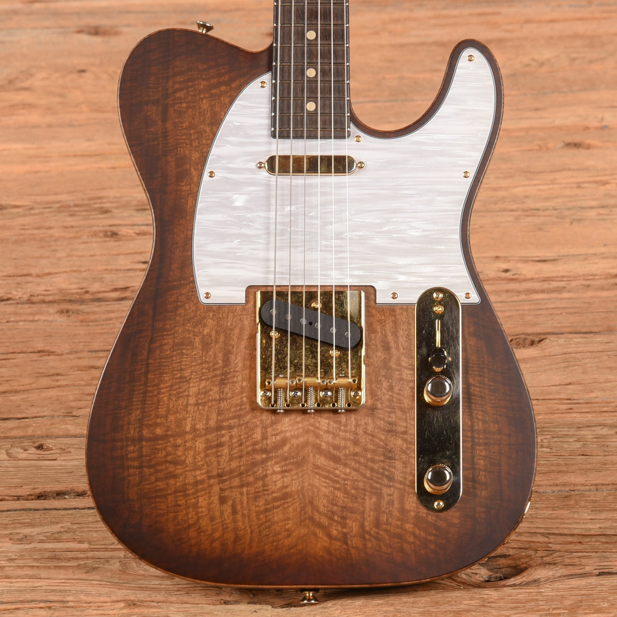 Tom Anderson Top T Icon Walnut 2023 - MusicMarket