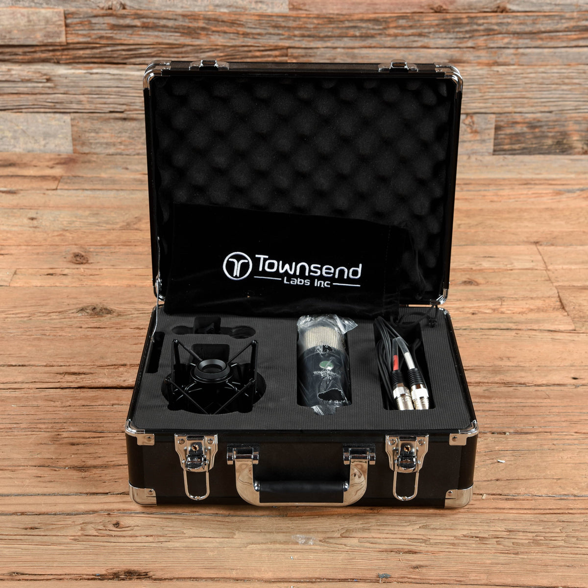 Townshend Labs Sphere L22 Precision Microphone Modeling System - View 4 | MusicMarket