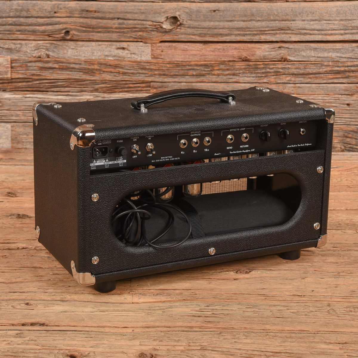 Two Rock Vintage Deluxe 6L6 35-Watt Guitar Amp Head - View 2 | MusicMarket