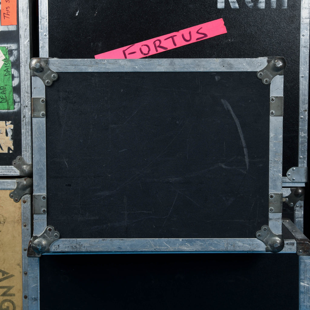 Unbranded ATA Floating Rack 8-Space - View 3 | MusicMarket