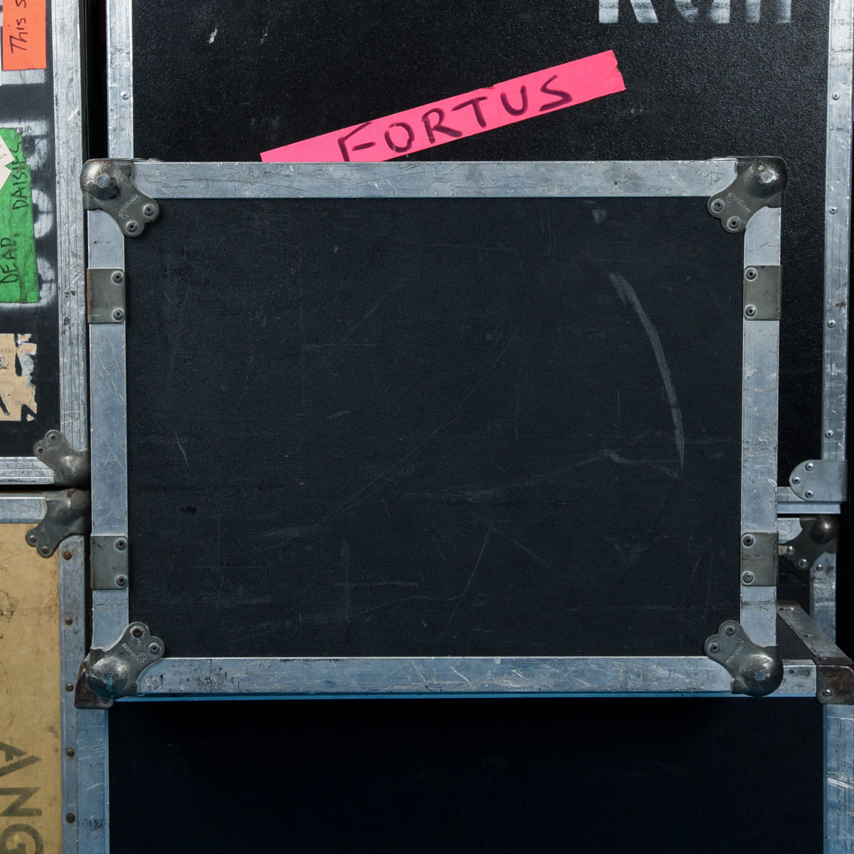 Unbranded ATA Floating Rack 8-Space - View 3 | MusicMarket