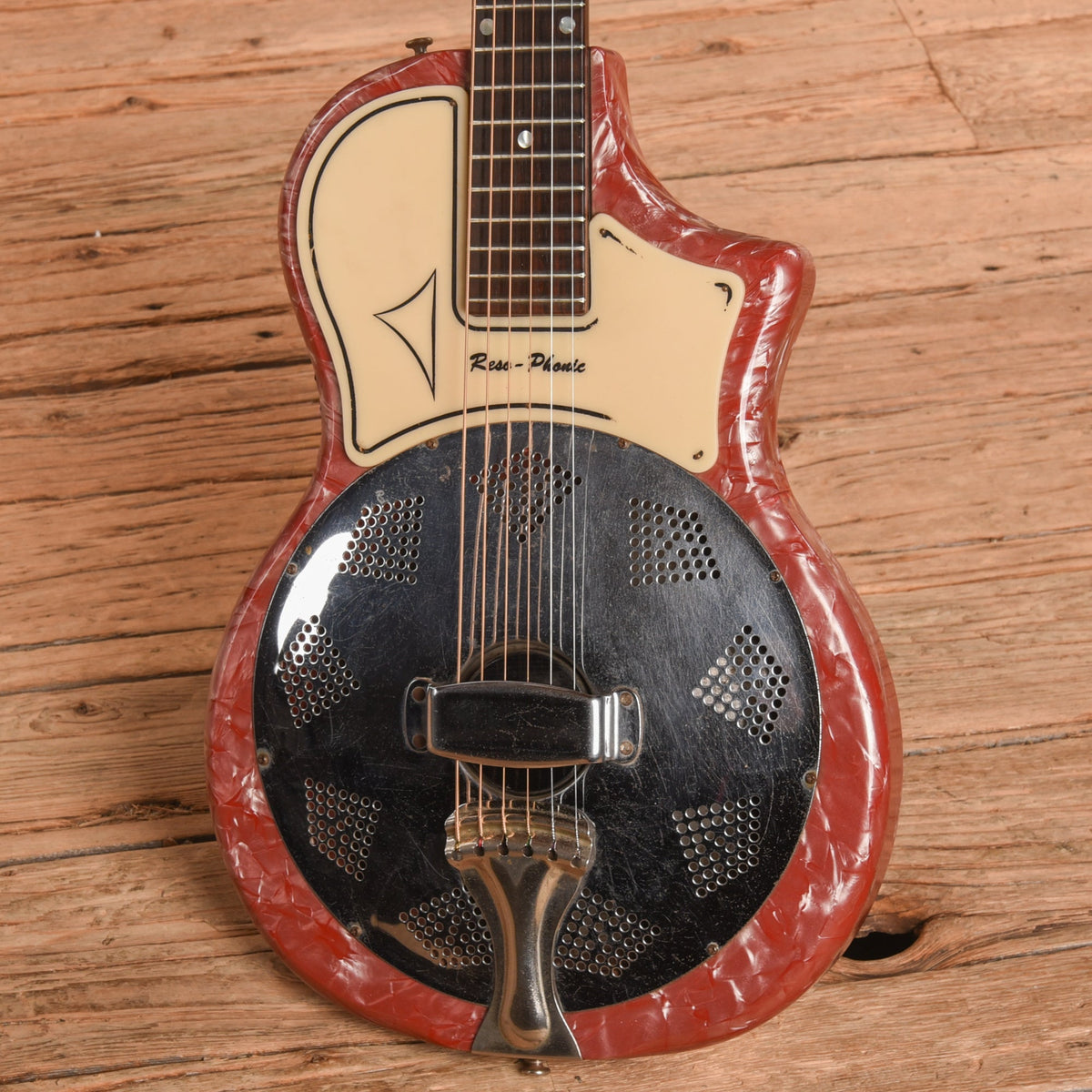 Valco Resonator Red 1964 - View 2 | MusicMarket
