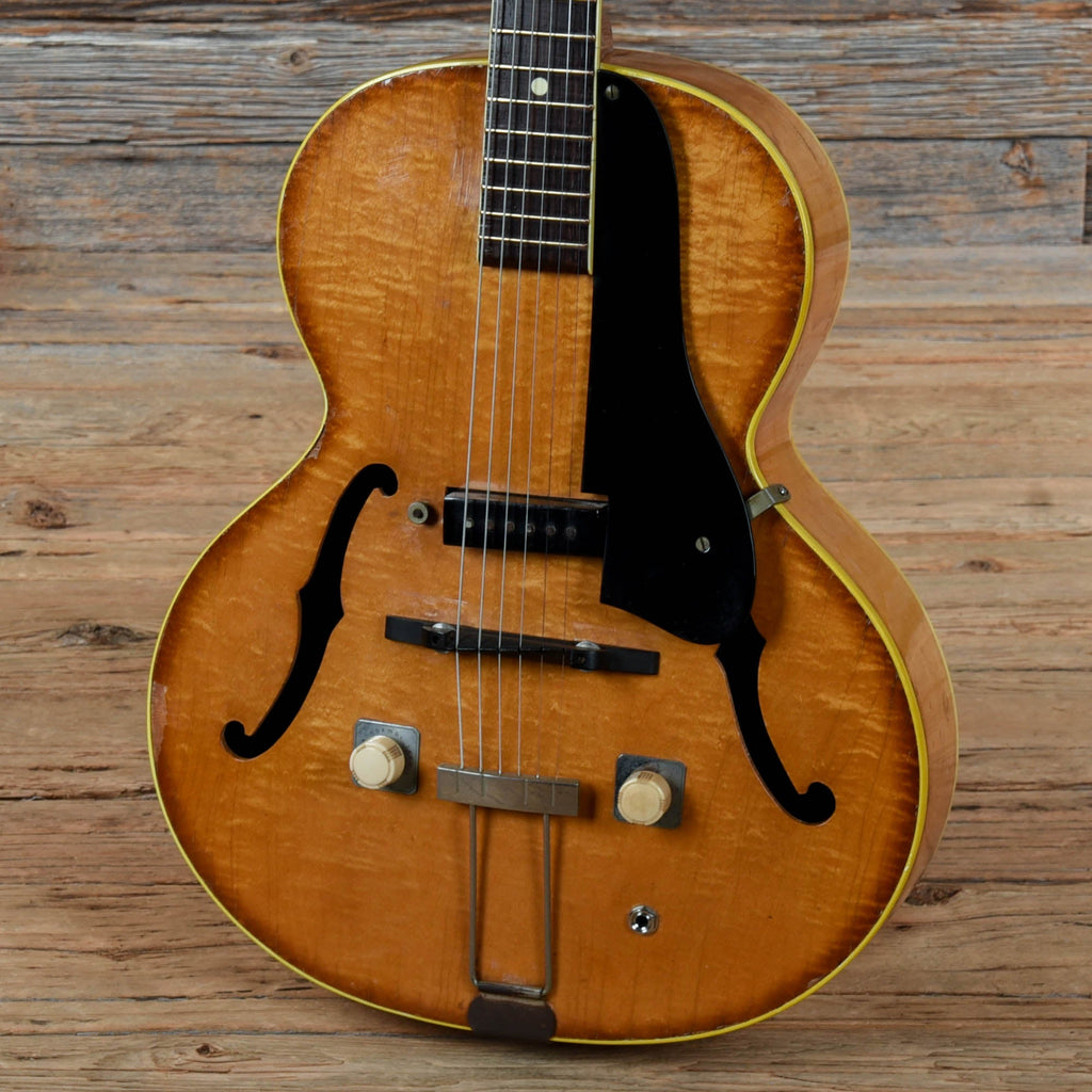 Vega Early Electric Natural 1940s - View 2 | MusicMarket