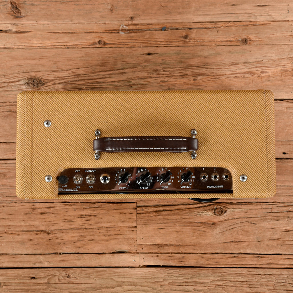 Victoria Chicago Lux Combo - View 3 | MusicMarket