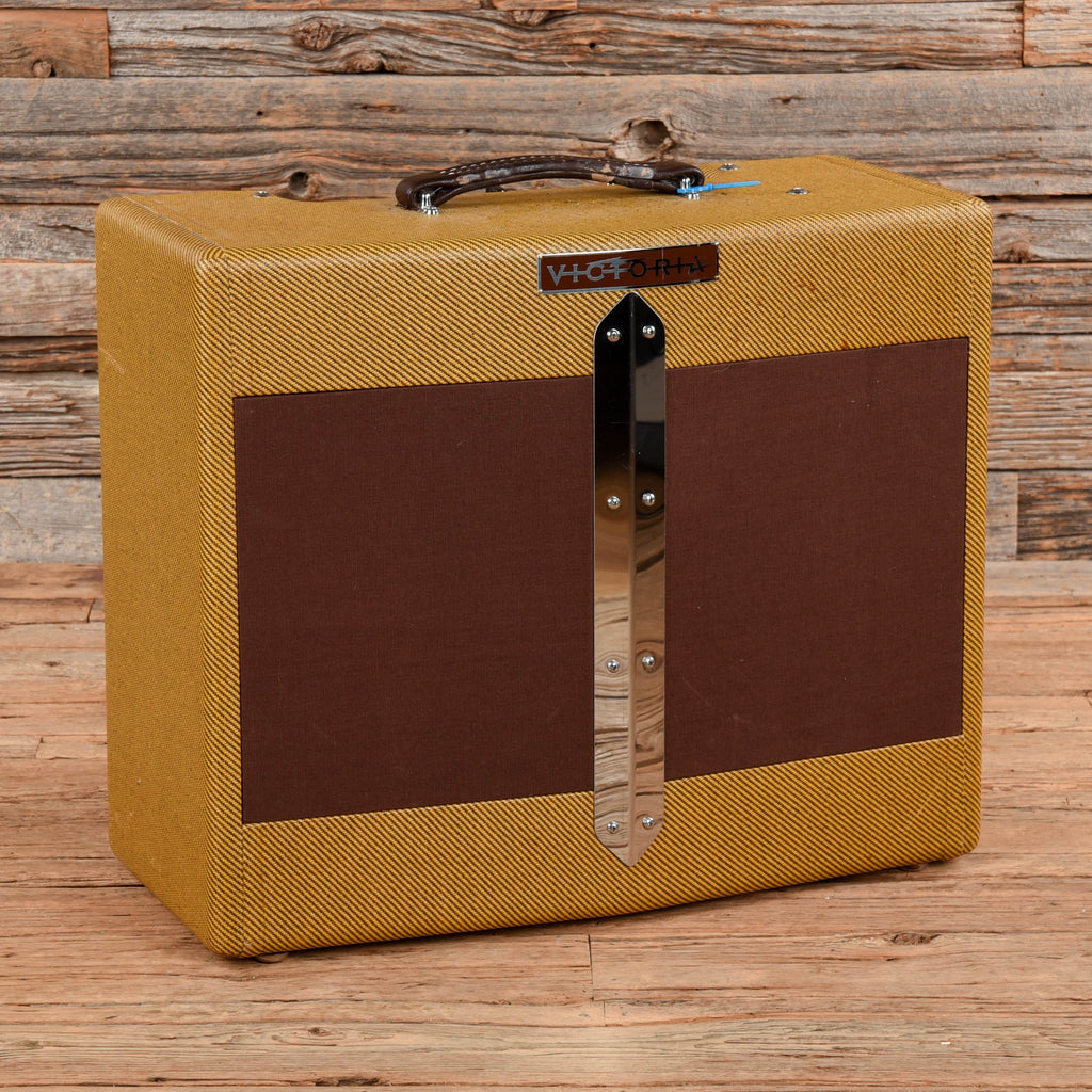Victoria Ivy League V-Front 10-Watt 2x10" Guitar Combo Amp - MusicMarket