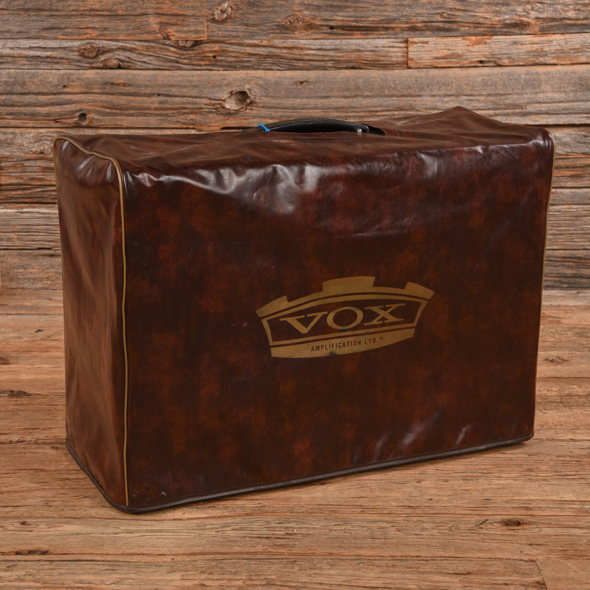 Vox AC15TB2 15-Watt 2x10" Guitar Combo - View 3 | MusicMarket
