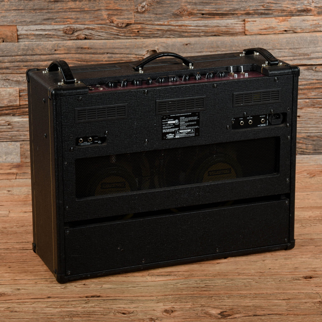 Vox AC30C2 2-Channel 30-Watt 2x12" Guitar Combo Amp - View 2 | MusicMarket