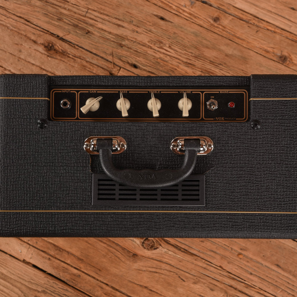 Vox AC4 4 Watt 1x12 Classic Limited Edition Combo - View 3 | MusicMarket