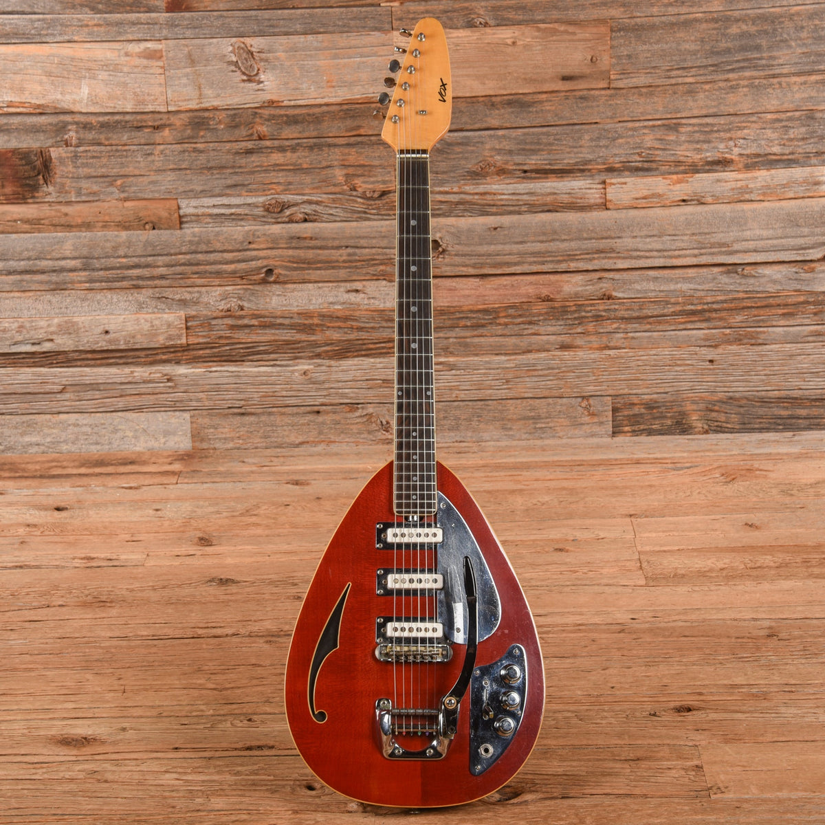 Vox Mark VI Cherry 1967 - View 4 | MusicMarket