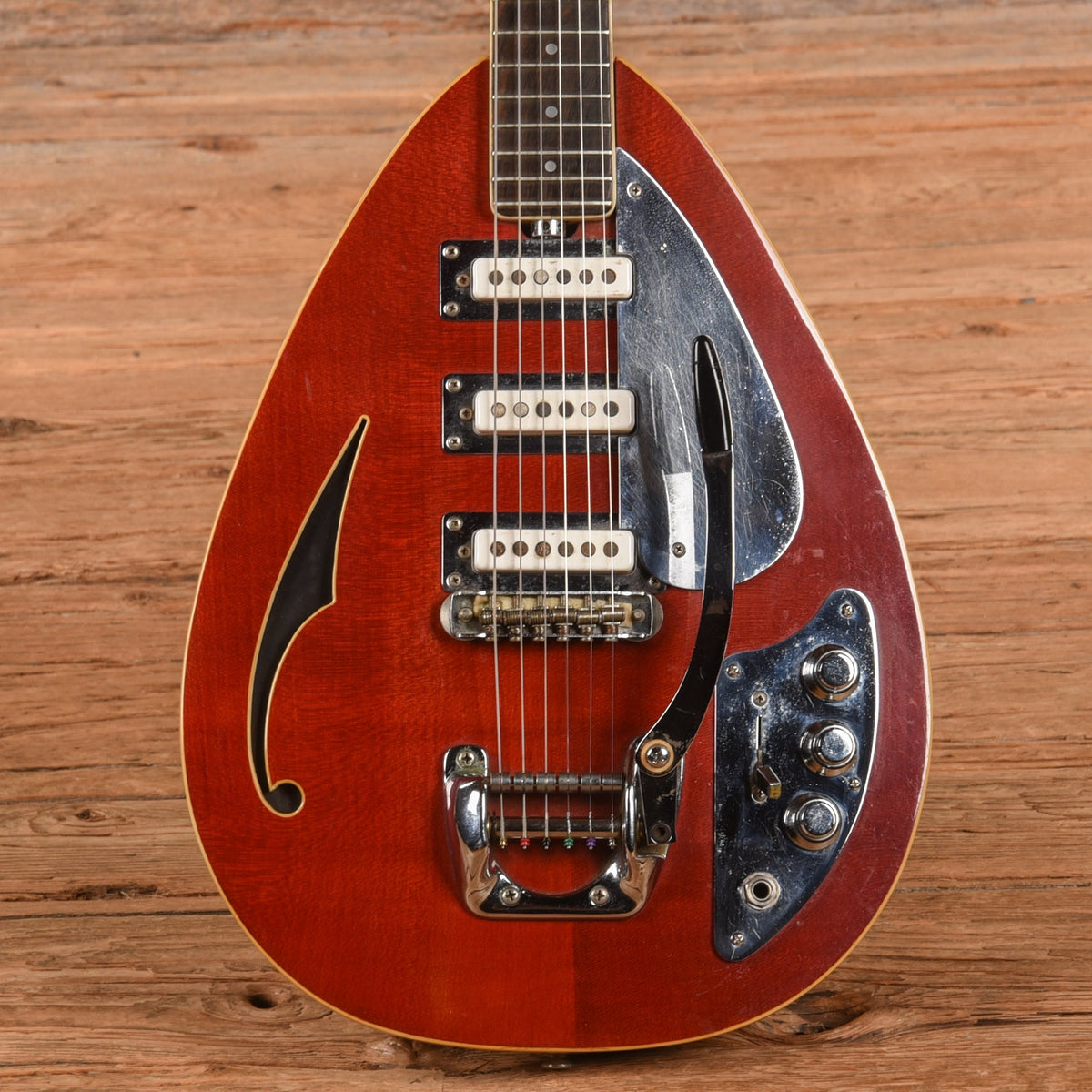 Vox Mark VI Cherry 1967 - MusicMarket