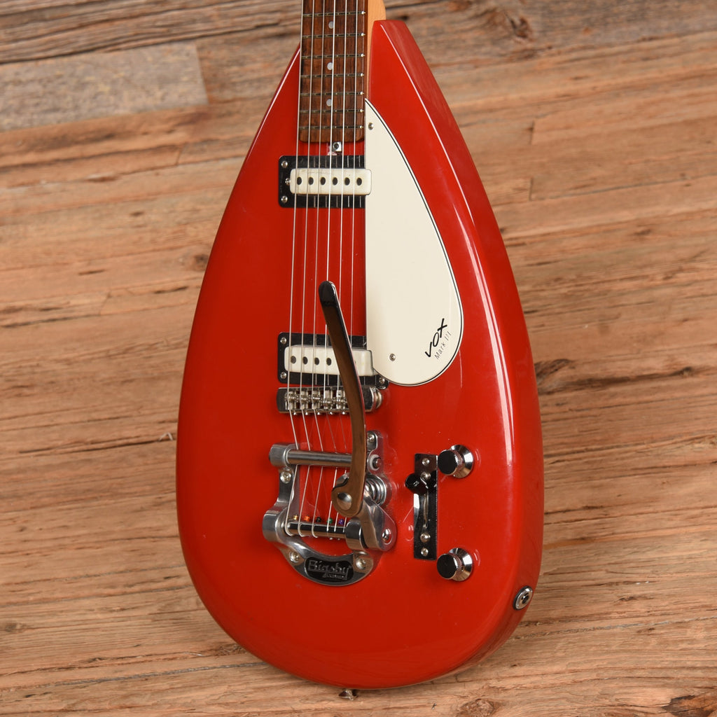 Vox Mark III Reissue Red - View 2 | MusicMarket