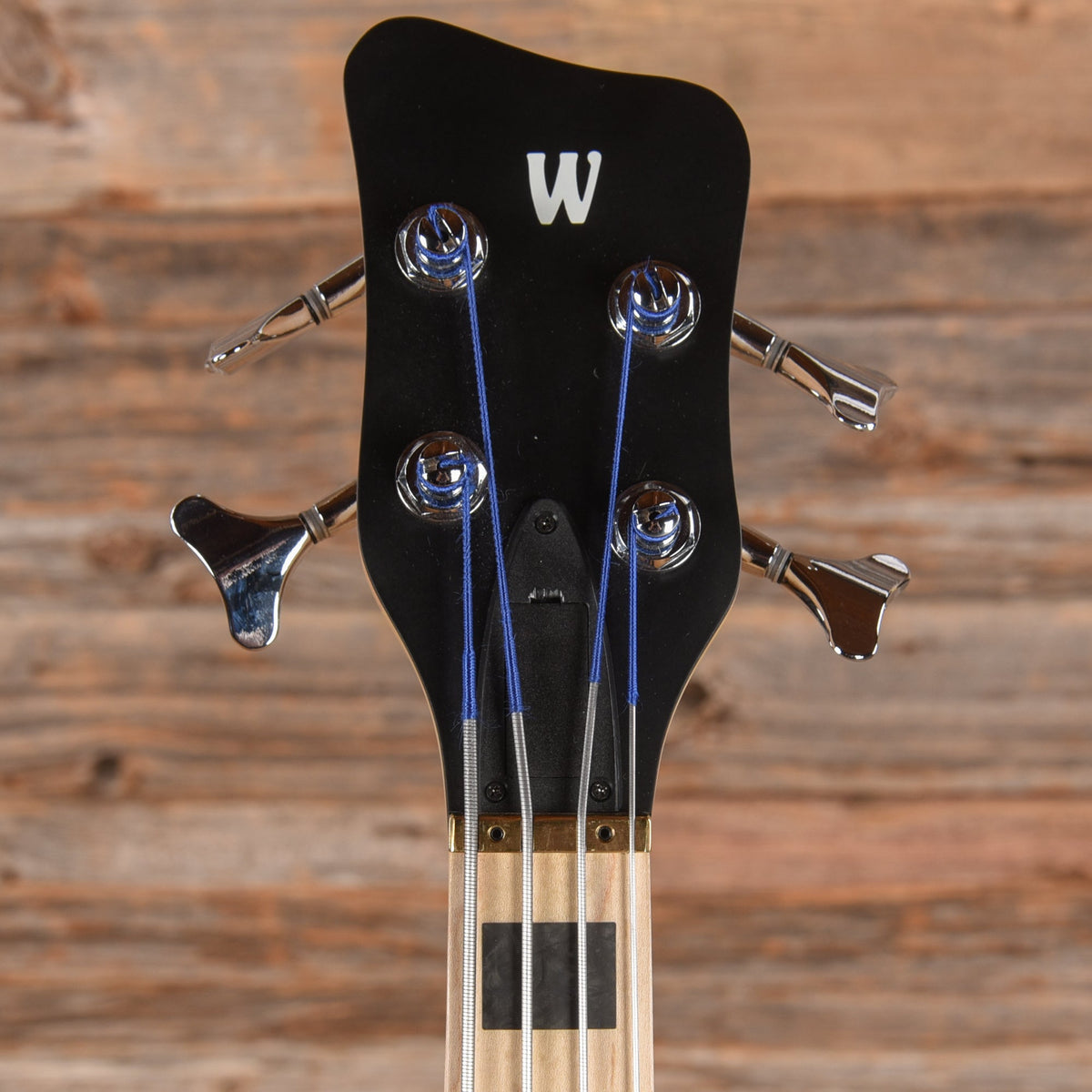 Warwick Adam Clayton Bass White 2022 - View 6 | MusicMarket