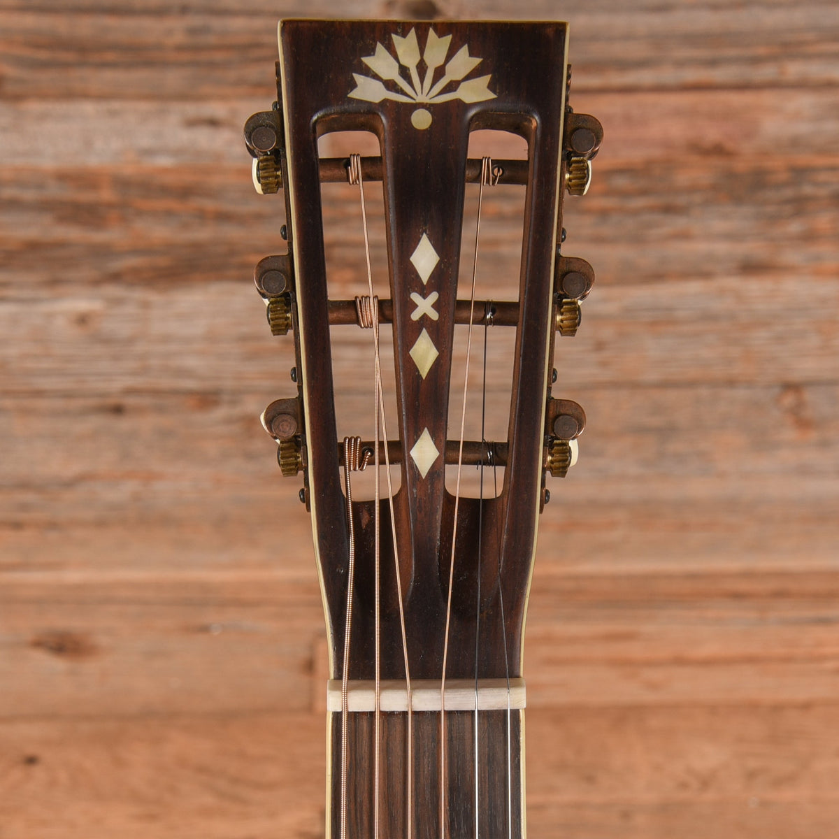 Washburn R319SWKK Walnut - Zac Brown - View 6 | MusicMarket