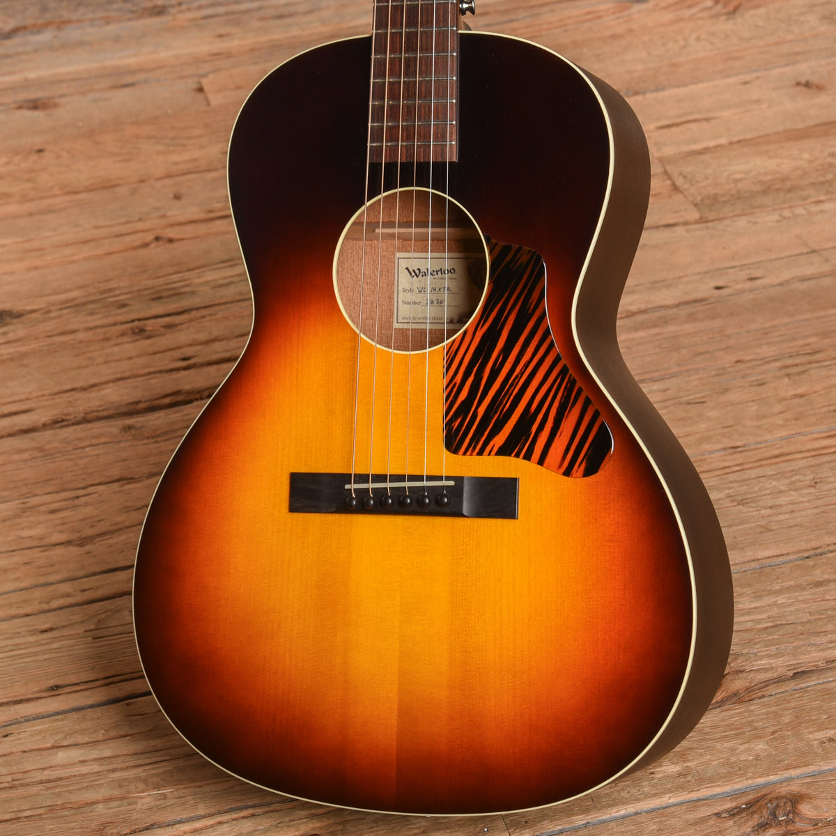 Waterloo WL-14XTR Sunburst - View 2 | MusicMarket