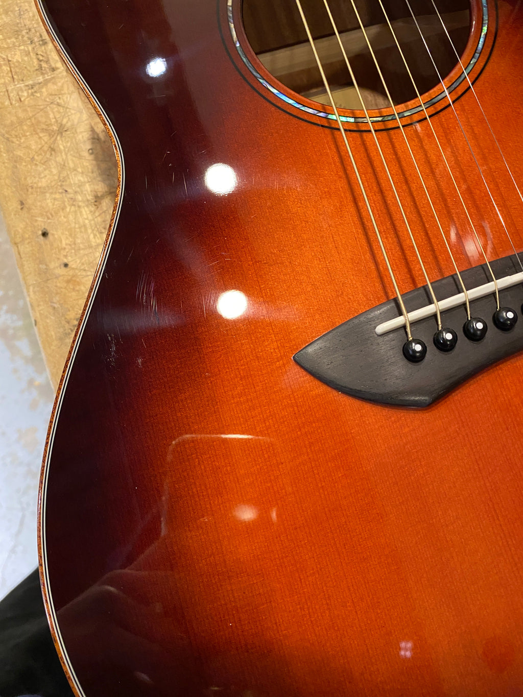 Yamaha CSF3M Parlor Acoustic/Electric Guitar Tobacco Sunburst - View 9 | MusicMarket