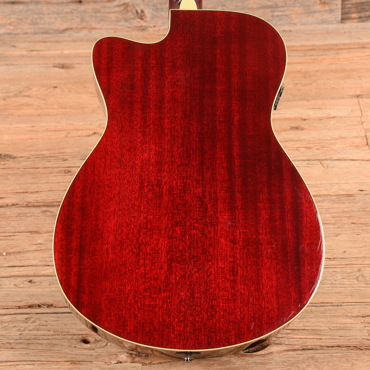 Yamaha FSC-TA TransAcoustic Concert Ruby Red 2017 - View 3 | MusicMarket