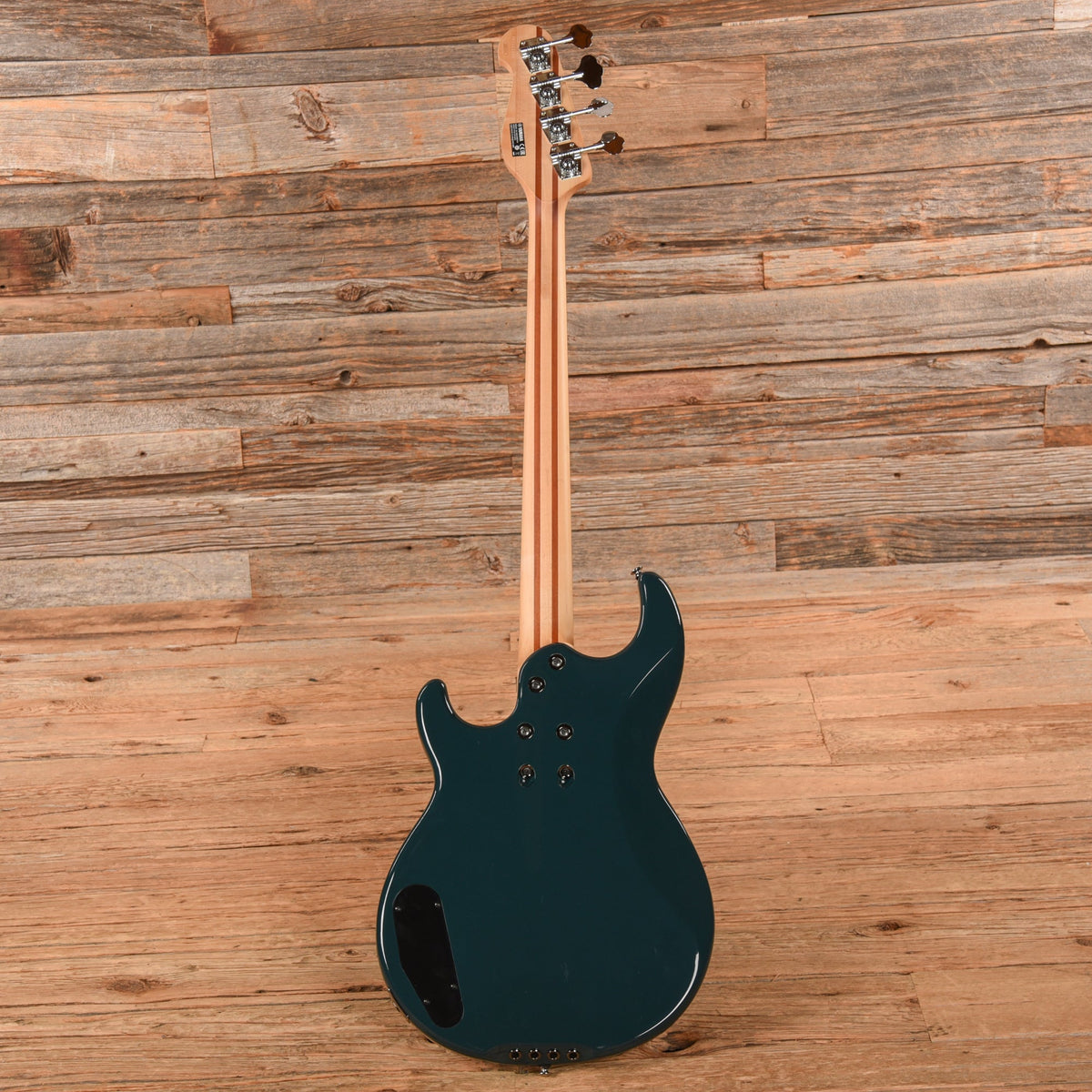Yamaha BB434 Green - View 5 | MusicMarket