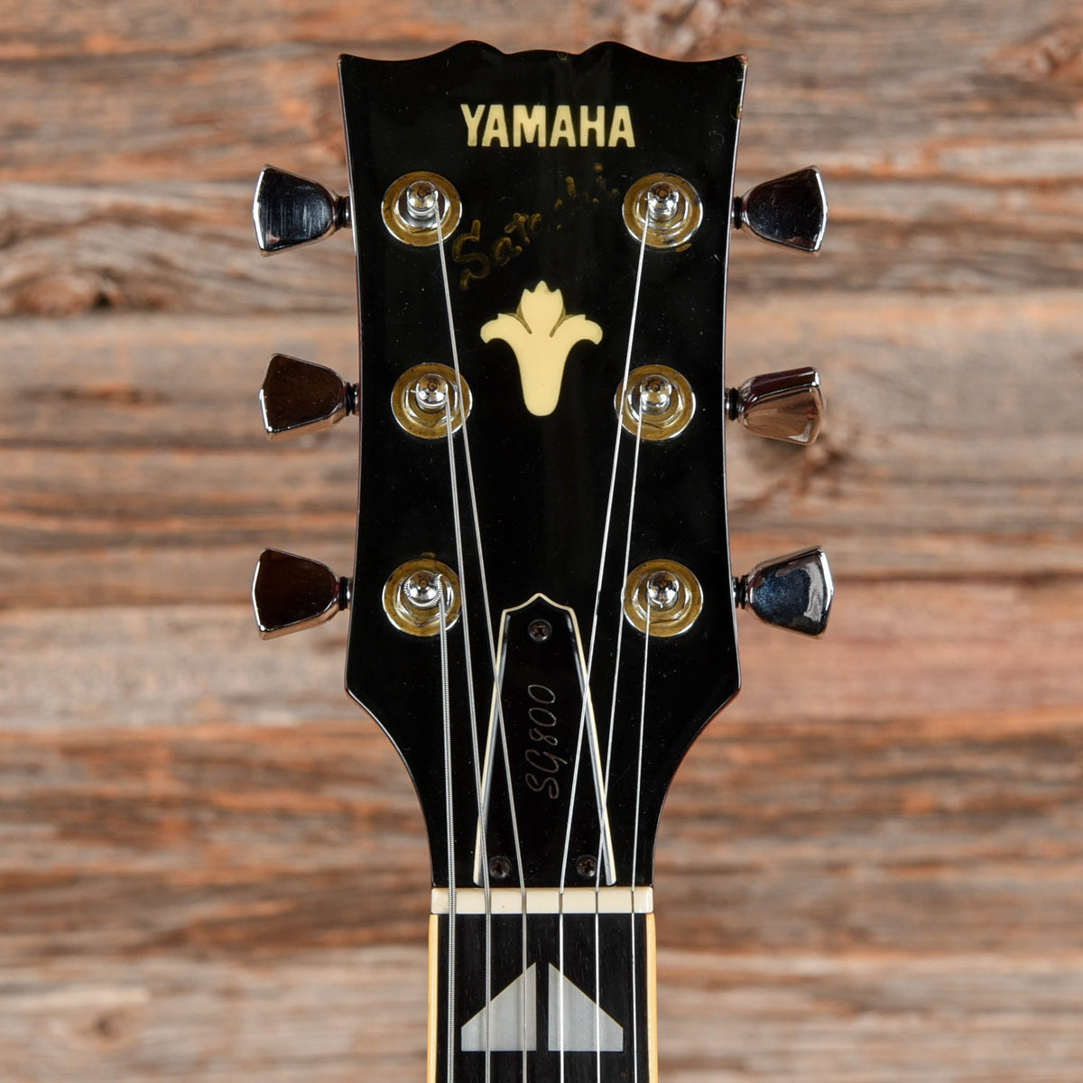 Yamaha SG800 Cherry Sunburst 1980 - View 6 | MusicMarket