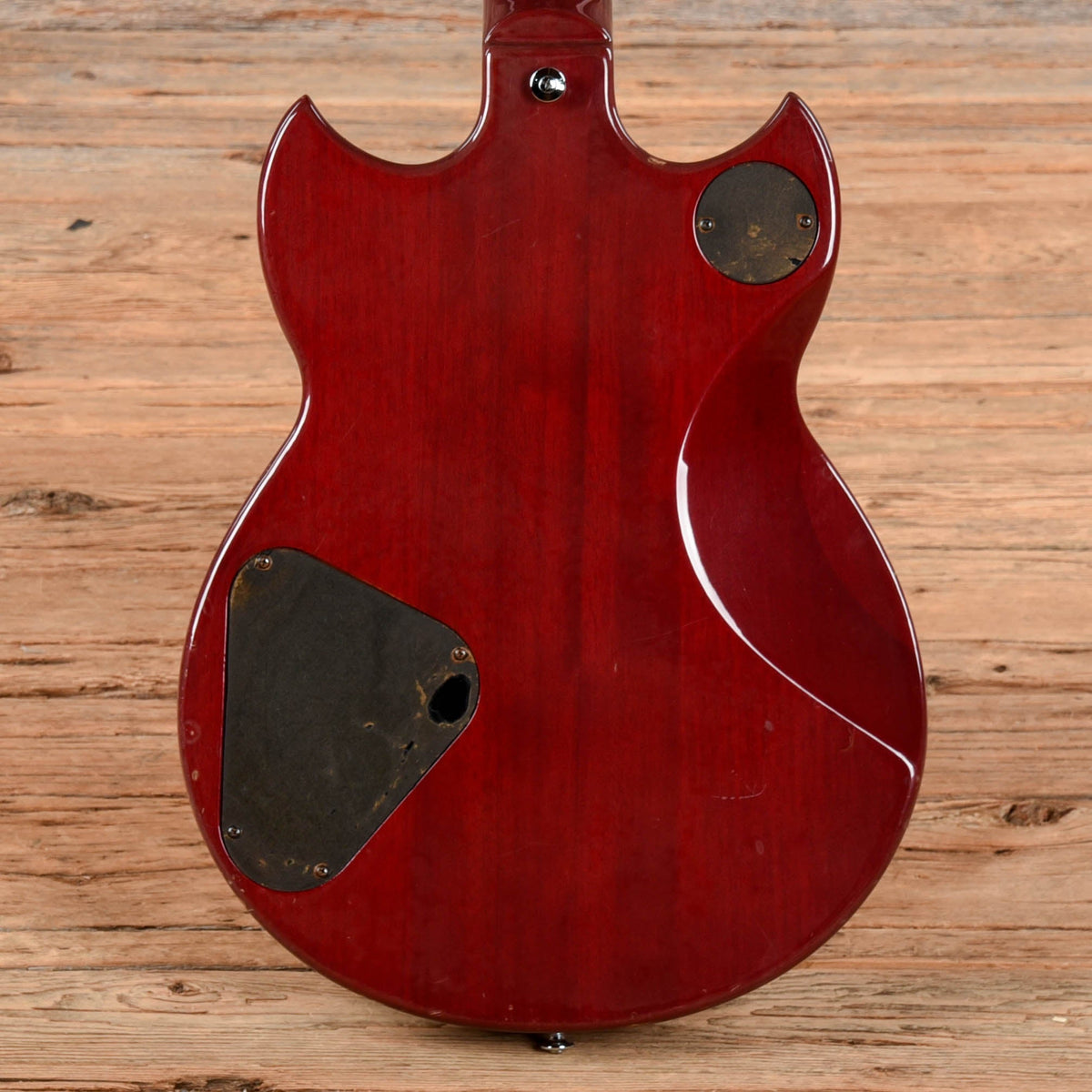 Yamaha SG800 Cherry Sunburst 1980 - View 3 | MusicMarket