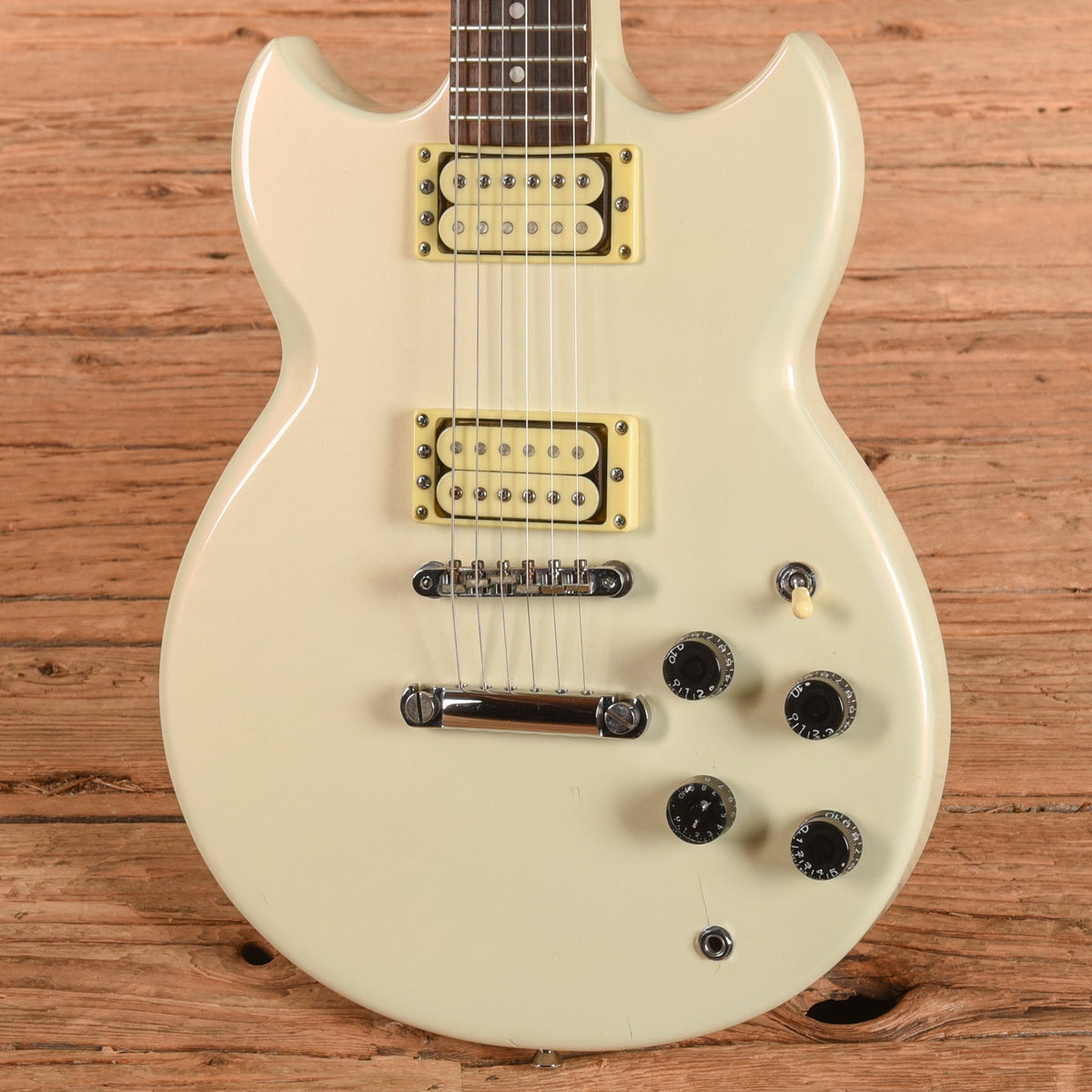 Yamaha SBG-200 Pearl White 1994 - View 2 | MusicMarket