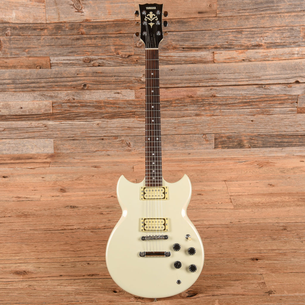 Yamaha SBG-200 Pearl White 1994 - View 4 | MusicMarket