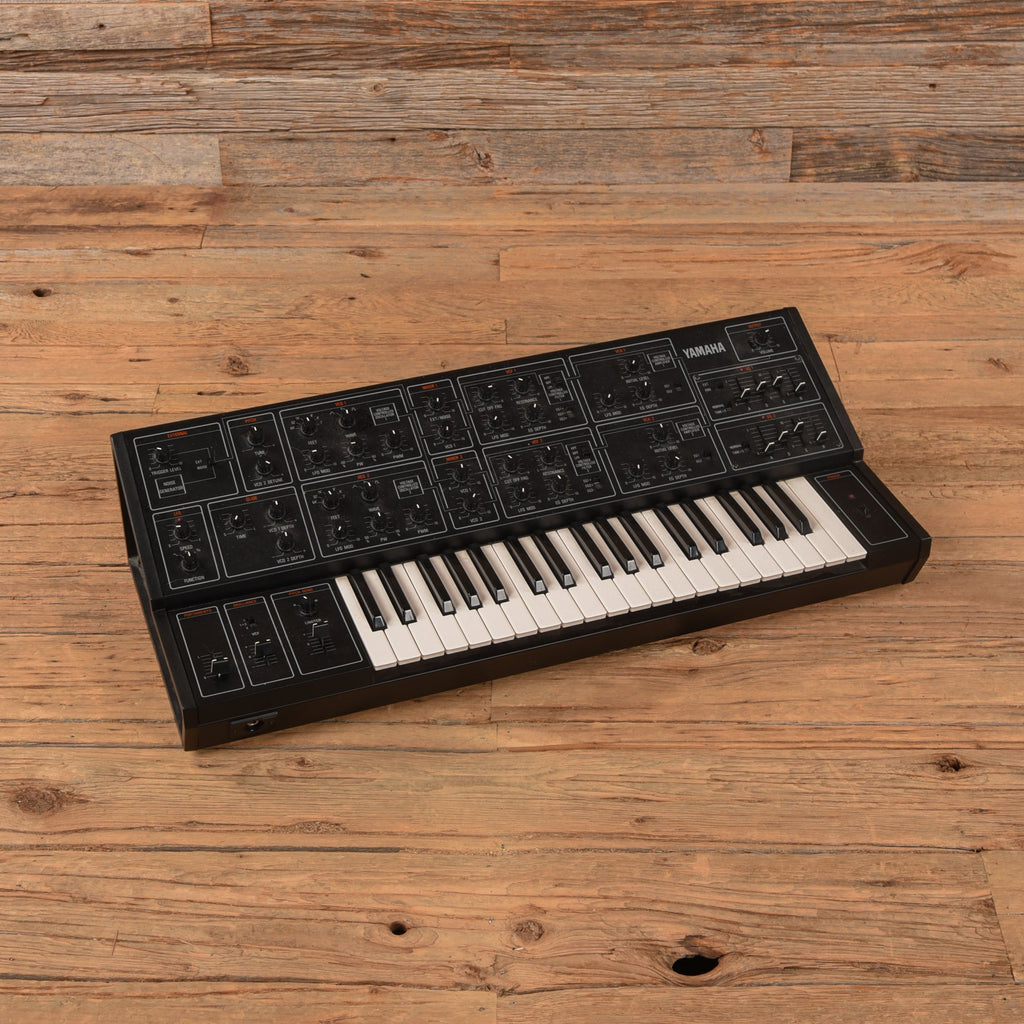 Yamaha CS-15 37-Key Monophonic / Duophonic Analog Synthesizer - MusicMarket