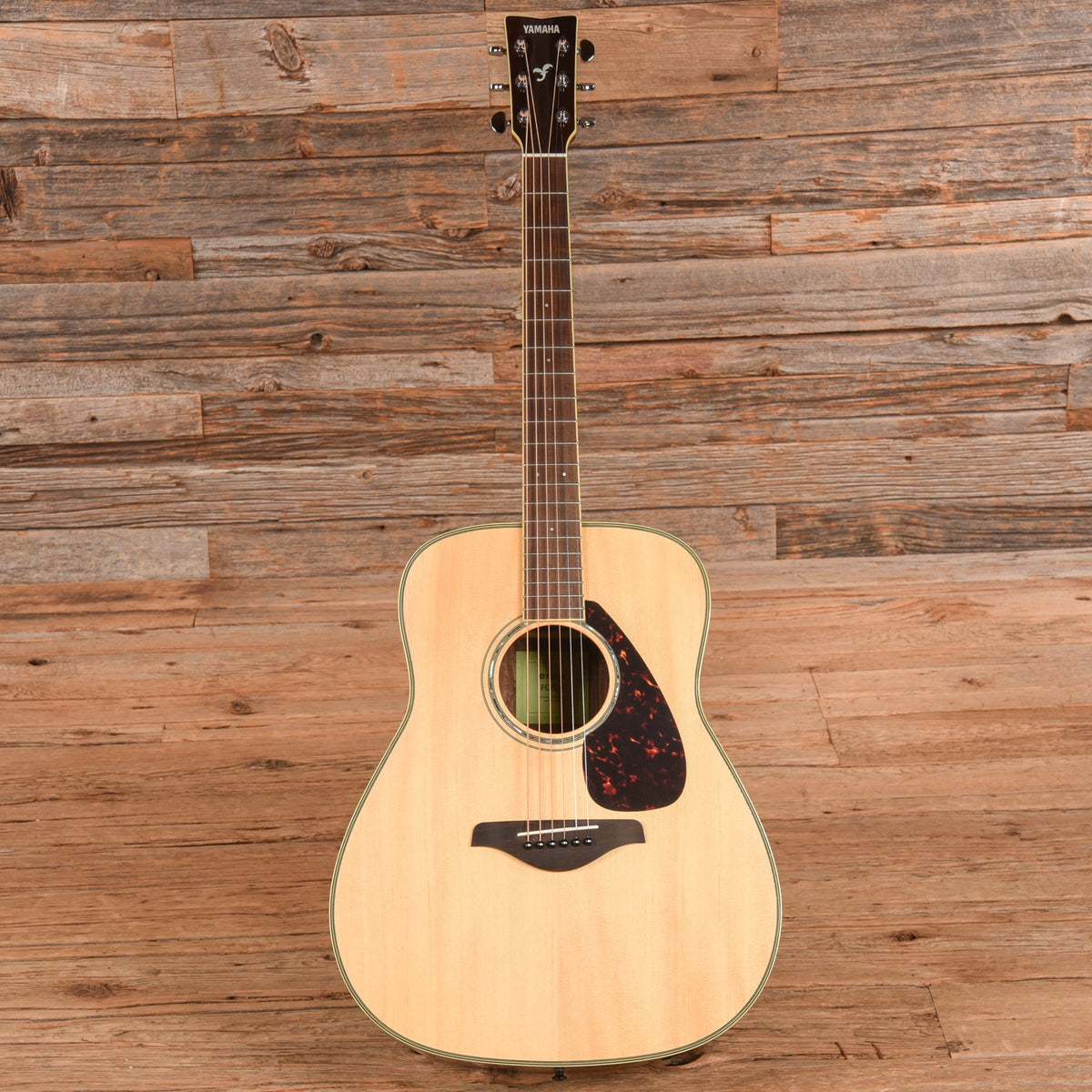 Yamaha FG830 Natural - View 4 | MusicMarket